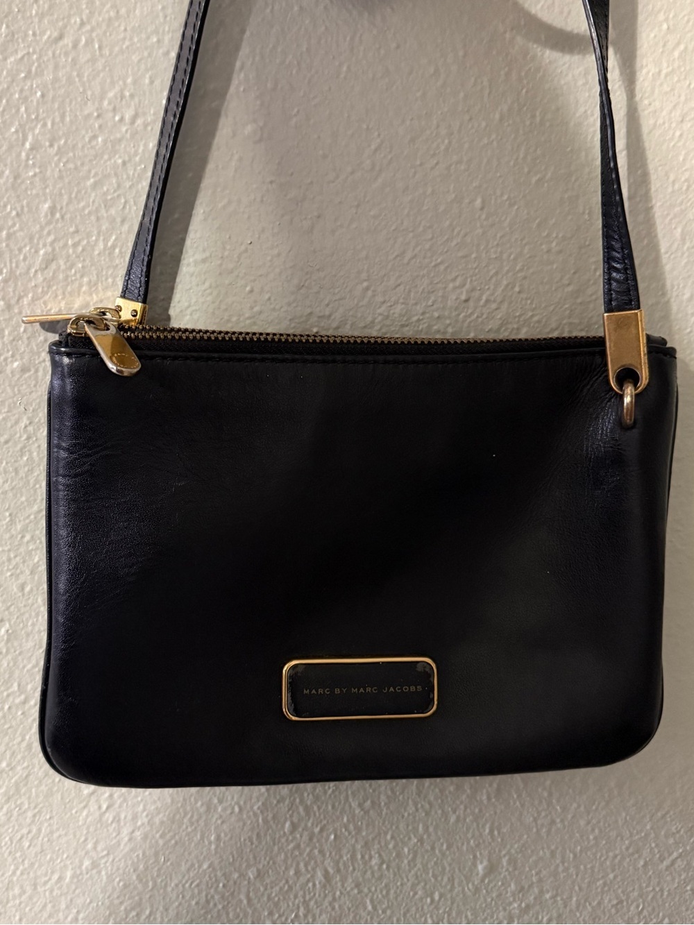 Marc by Marc Jacobs Black Genuine Leather Crossbody Bag Gold Hardware